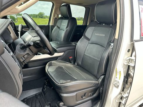 Used 2021 RAM 2500 Laramie AWD/4WD image 11