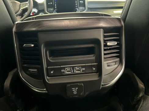 Used 2025 RAM 1500 Laramie image 15