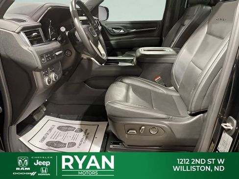 Used 2021 GMC Yukon XL Denali AWD/4WD image 16