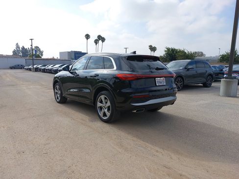 Used 2025 Audi Q5 Premium Plus w/ Premium Plus AWD/4WD image 7