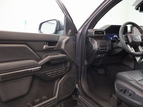 New 2026 Toyota Tacoma TRD Off-Road w/ TRD Off Road Premium Package AWD/4WD image 8