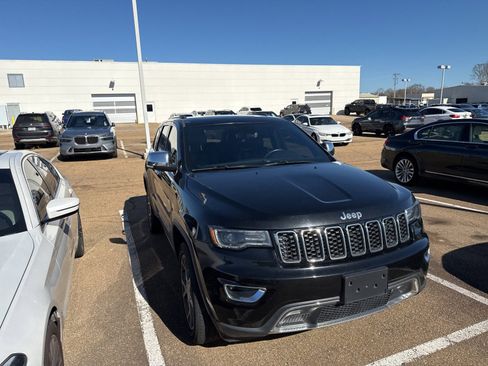 Used 2022 Jeep Grand Cherokee Limited w/ Tech Group image 3