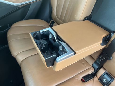 Used 2022 BMW X5 sDrive40i w/ Executive Package image 24