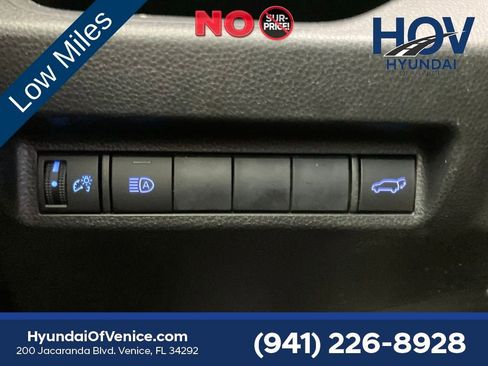 Used 2019 Toyota RAV4 XLE w/ Convenience Package FWD image 24