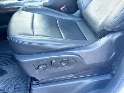 Used 2024 Chevrolet Silverado 1500 LTZ AWD/4WD image 21