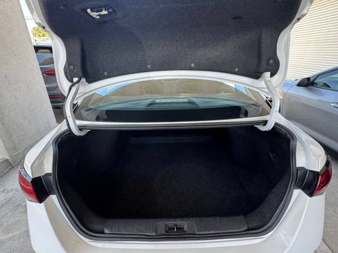 Used 2025 Nissan Sentra SV FWD image 25