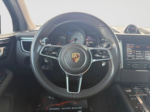 Used 2016 Porsche Macan S AWD/4WD image 28