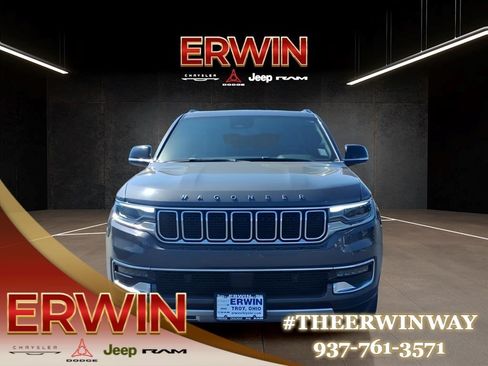 Certified 2024 Jeep Wagoneer L Series II w/ Flexible Seating Group AWD/4WD image 8