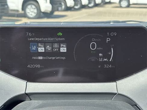 Used 2024 Toyota Prius LE image 25