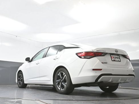 Used 2024 Nissan Sentra SV FWD image 53
