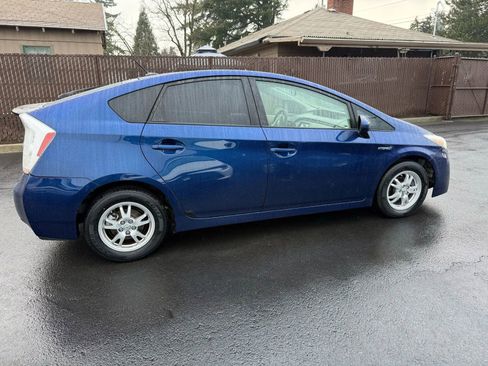 Used 2011 Toyota Prius Two image 4