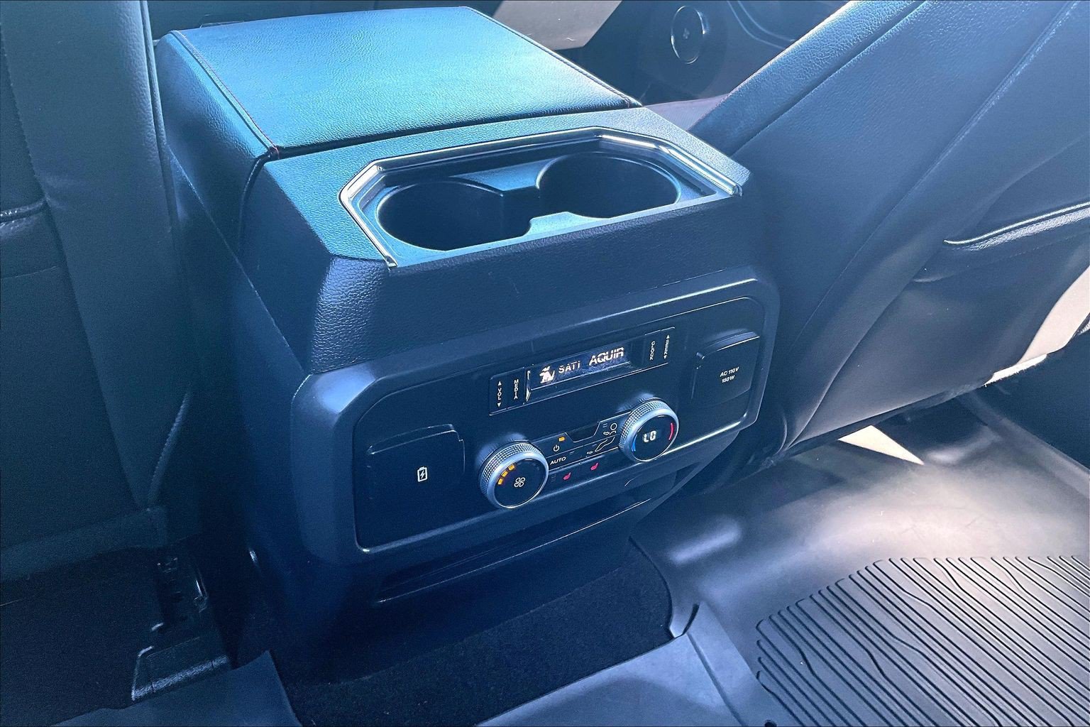 Used 2020 Ford Expedition Limited w/ Equipment Group 303A RWD image 25