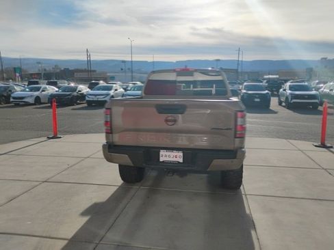 Used 2024 Nissan Frontier PRO-4X w/ Pro Premium Package image 5