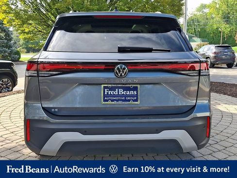 Used 2026 Volkswagen Tiguan SE FWD image 6