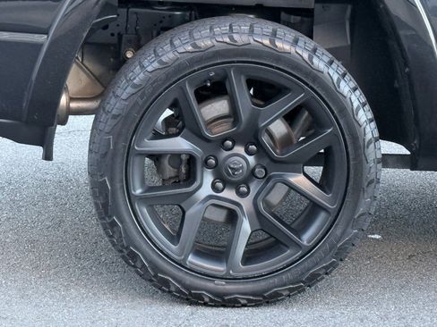 Used 2022 RAM 1500 Laramie image 7