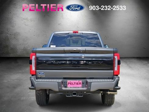New 2026 Ford F250 Platinum w/ FX4 Off-Road Package AWD/4WD image 4
