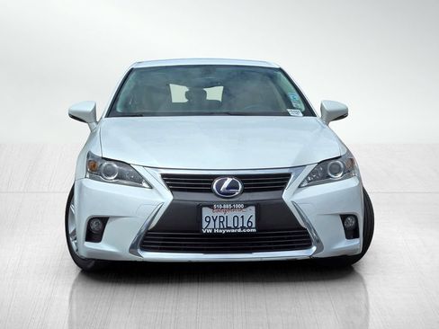 Used 2016 Lexus CT 200h FWD image 3