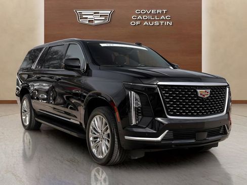 Certified 2025 Cadillac Escalade ESV Premium Luxury image 6