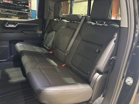 New 2026 GMC Sierra 1500 SLT w/ SLT Premium Plus Package image 39