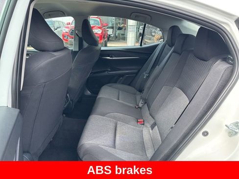 Used 2025 Toyota Camry LE image 14