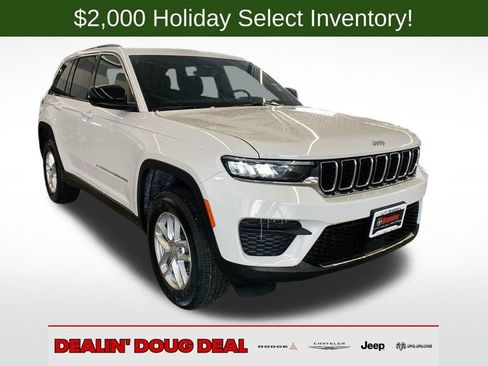 New 2025 Jeep Grand Cherokee Laredo X image 16