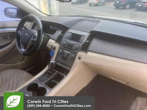 Used 2013 Ford Taurus SE image 6