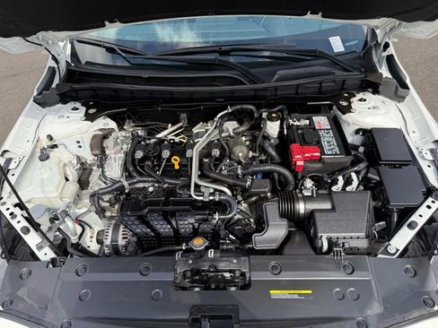 Used 2025 Nissan Altima 2.5 SV image 13