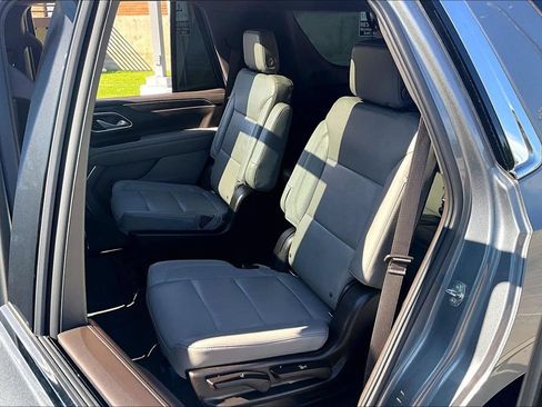 Used 2021 Chevrolet Tahoe LT w/ LT Signature Plus Package RWD image 37