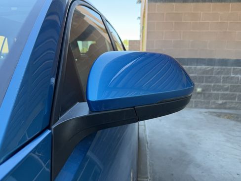 Used 2024 Volkswagen Atlas Cross Sport SE w/ Panoramic Sunroof Package FWD image 12