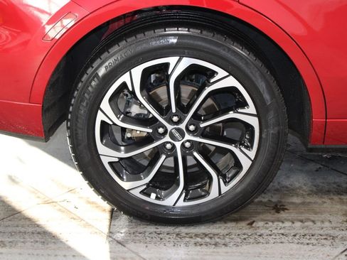 Used 2024 Lincoln Nautilus Reserve image 14