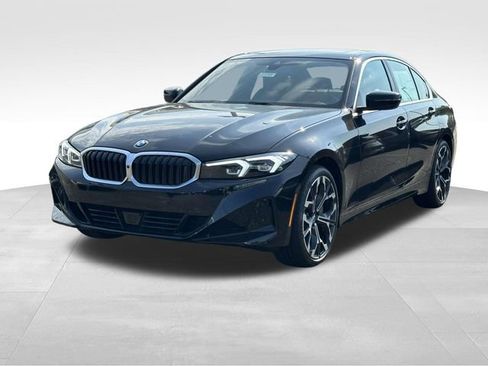 New 2026 BMW 330i xDrive Sedan w/ Premium Package AWD/4WD image 5