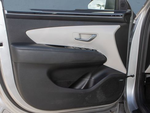 Used 2024 Hyundai Tucson Limited image 15