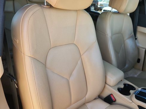 Used 2017 Porsche Macan AWD/4WD image 15
