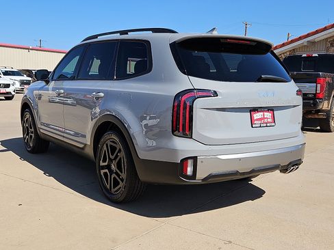 Used 2023 Kia Telluride SX Prestige X-Line image 2