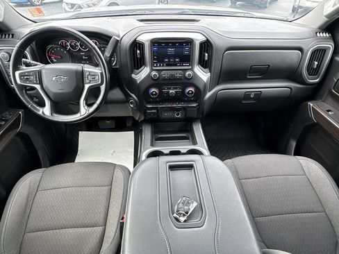 Certified 2021 Chevrolet Silverado 1500 RST image 21