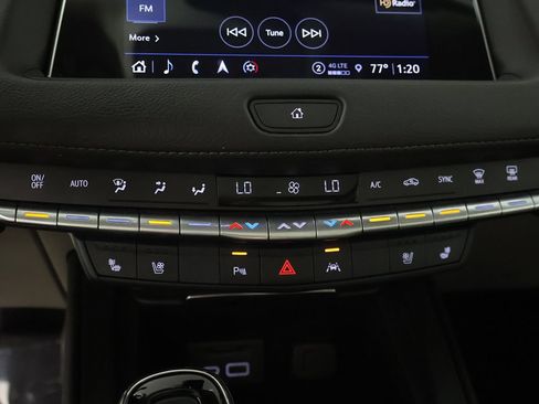 Used 2023 Cadillac XT4 Premium Luxury AWD/4WD image 45
