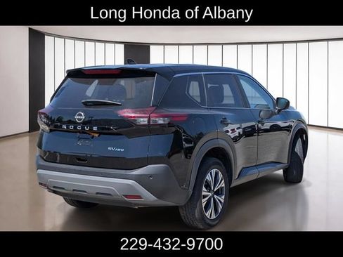 Used 2023 Nissan Rogue SV AWD/4WD image 5