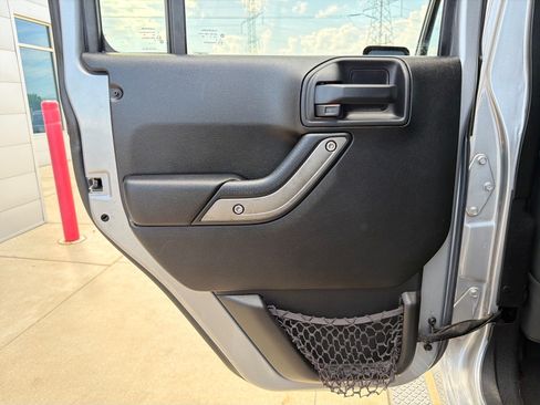 Used 2016 Jeep Wrangler Unlimited Sport w/ Quick Order Package 24S AWD/4WD image 14