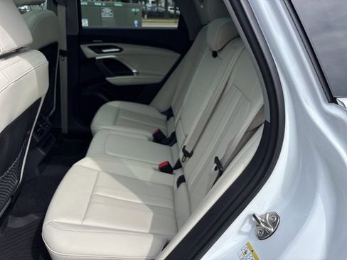 Used 2025 Audi Q5 Premium Plus AWD/4WD image 16