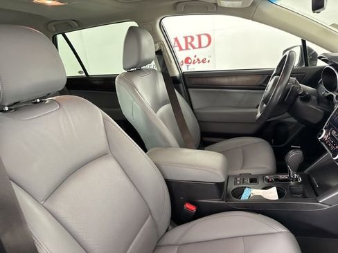 Used 2019 Subaru Outback 2.5i Limited image 16