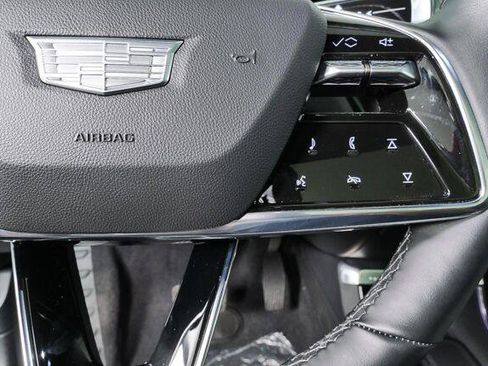 Used 2025 Cadillac Lyriq Sport AWD/4WD image 20