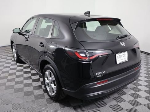 Certified 2023 Honda HR-V LX image 6
