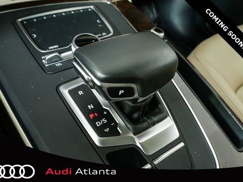 Used 2020 Audi Q5 2.0T Premium Plus w/ Premium Plus Package image 17