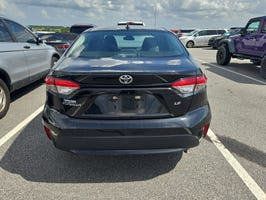 Used 2022 Toyota Corolla LE FWD image 3