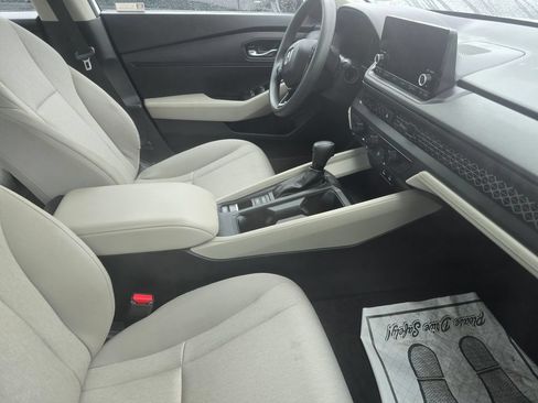 Used 2024 Honda Accord LX image 11