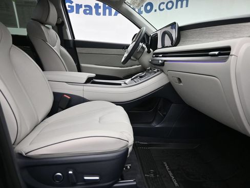 Used 2024 Hyundai Palisade Calligraphy AWD/4WD image 9