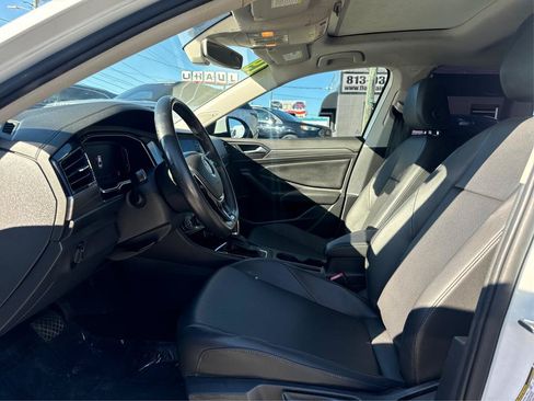 Used 2019 Volkswagen Jetta SEL FWD image 9