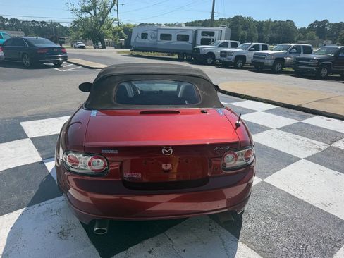 Used 2007 MAZDA MX-5 Miata Grand Touring w/ Premium Pkg RWD image 7