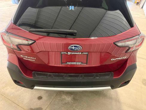 Certified 2023 Subaru Outback Limited AWD/4WD image 16