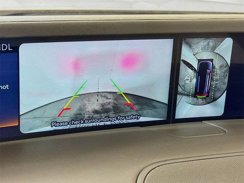 Used 2024 Lincoln Nautilus Reserve w/ Equipment Group 202A image 12